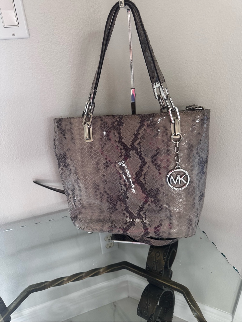 MICHAEL KORS Gray Snake Print Leather Crossbody Bag NWOT.
